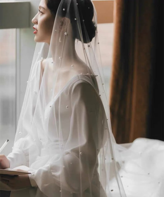 Sparse Pearls Veil (with comb)