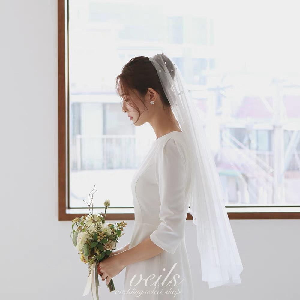 Pearly Short Veil