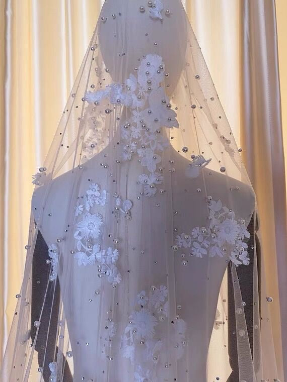 Celestia Mantilla Veil