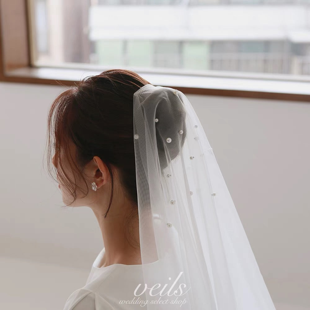 Pearly Short Veil